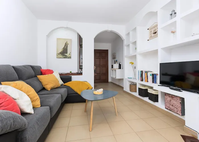 Home2book Cozy Duplex Steps From The Ocean *