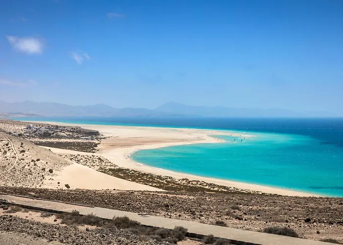 Home2book Cozy Duplex Steps From The Ocean Corralejo